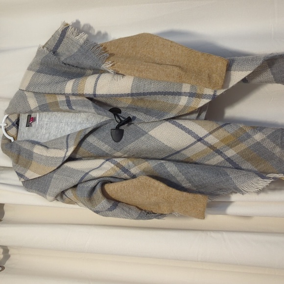 Modena Wrap - Picture 7 of 7